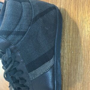 Burberry men’s black sneakers
